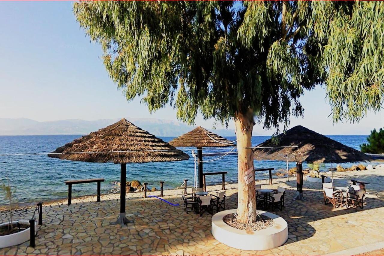 Steinturm Mit Dach-Terrasse Zwischen Fluss, Meer Und Gebirge- Spiti Pirgos Paralia Sergoulas Exterior photo